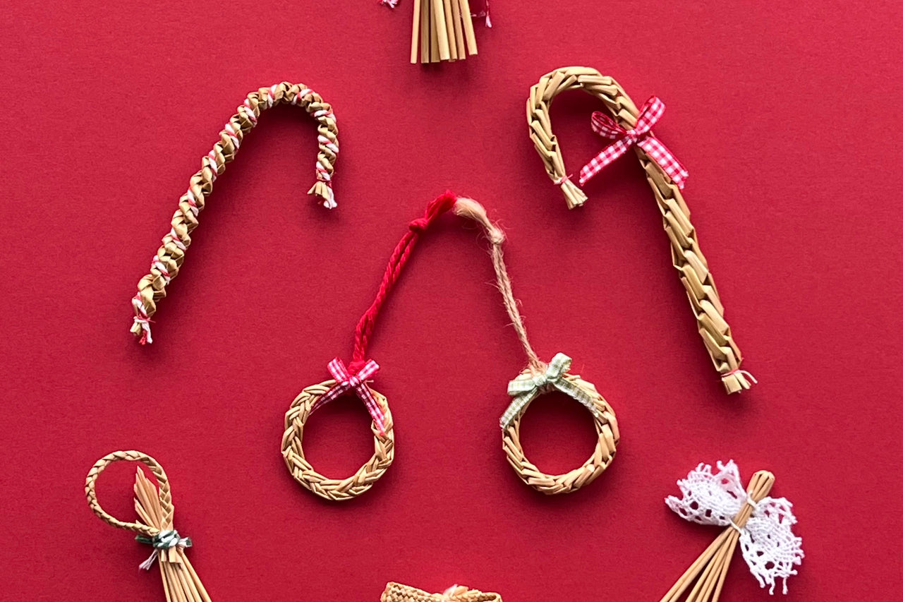 Straw Christmas decorations